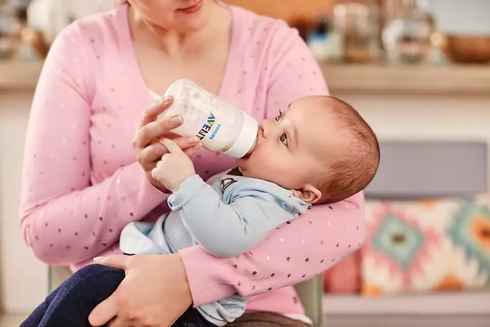 Philips Avent Classic plus baby bottle 260ml Twin Pack - STOCK CLEARANCE