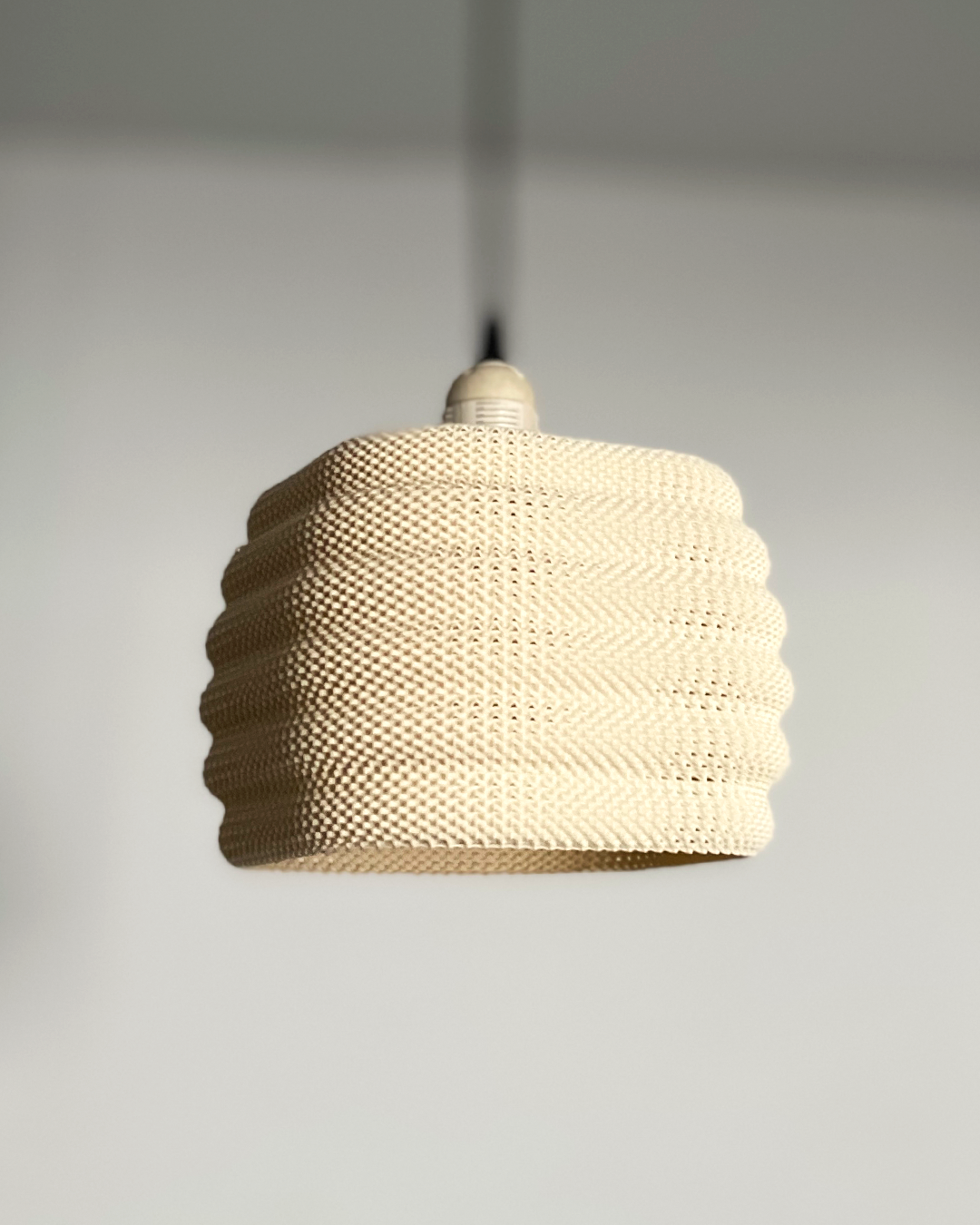 Print3D Africa DAIRA Pendant Lamp white - Red Rhino Kenya