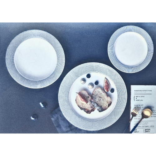 Regal Blue Rim - Exclusive Porcelain Dinnerset (18pcs)