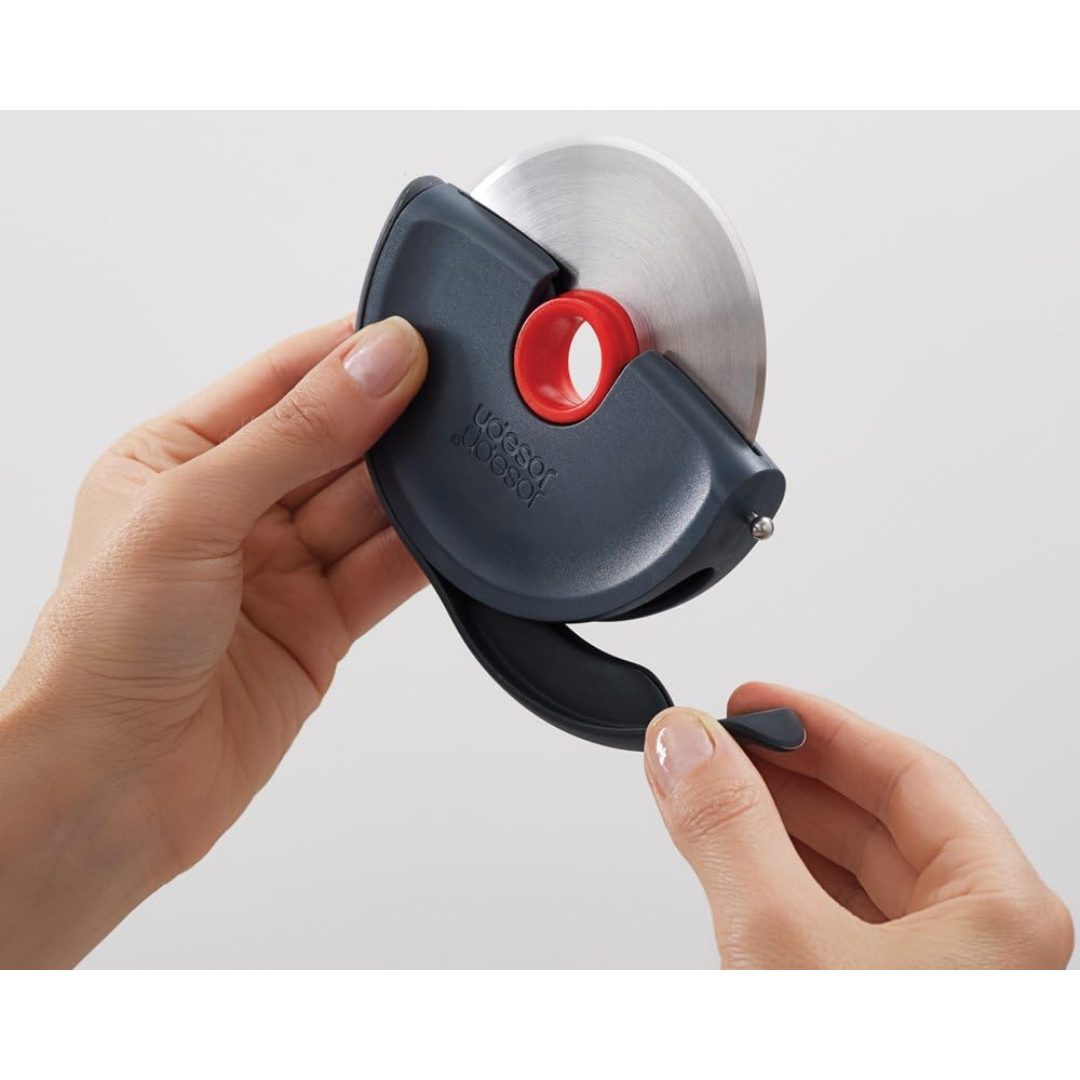 Joseph Joseph Disc Easy-clean Pizza Wheel - Grey/Red - Red Rhino
