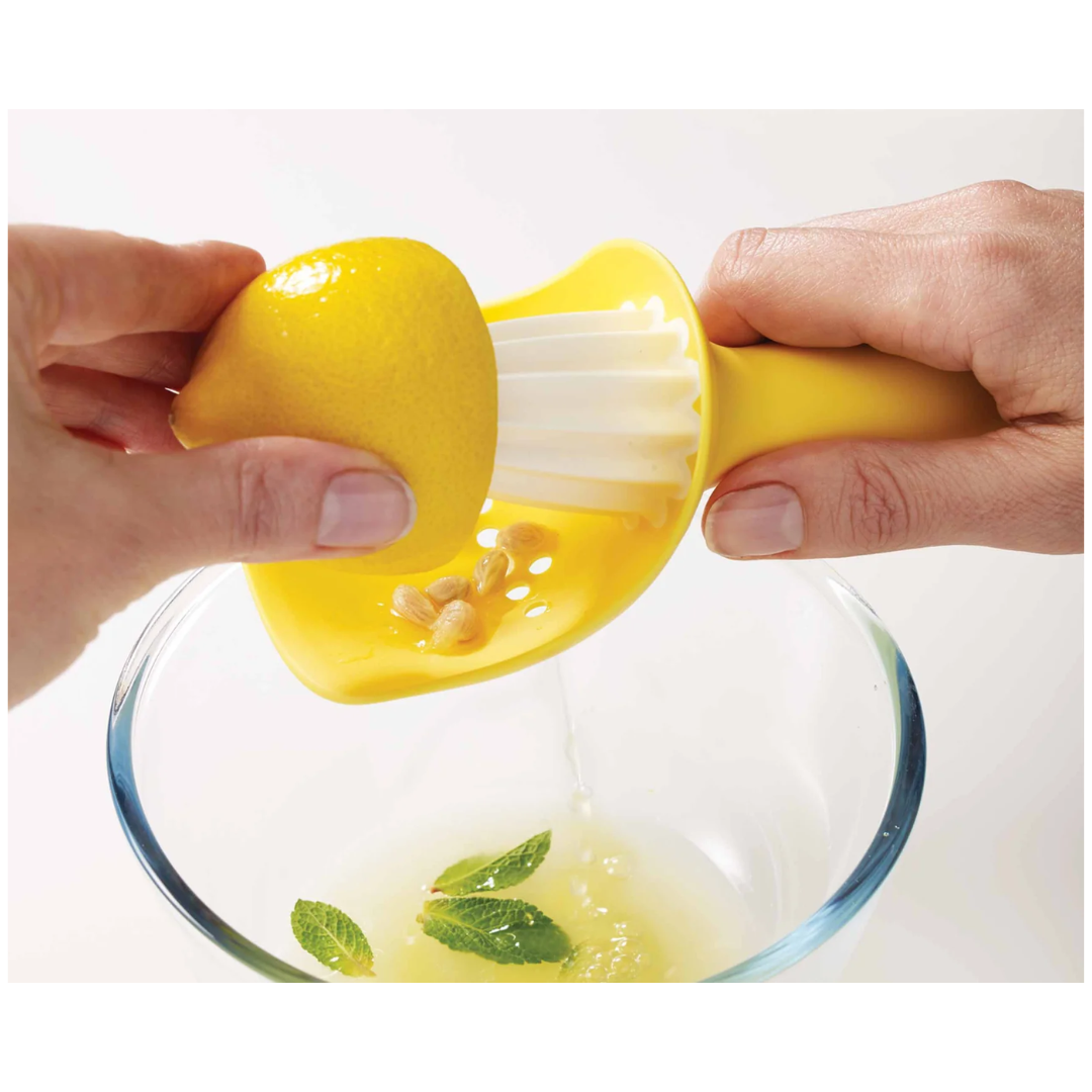 Joseph Joseph Gift Set (Garlic Rocker, Rotary Peeler, Citrus Reamer) - Red Rhino