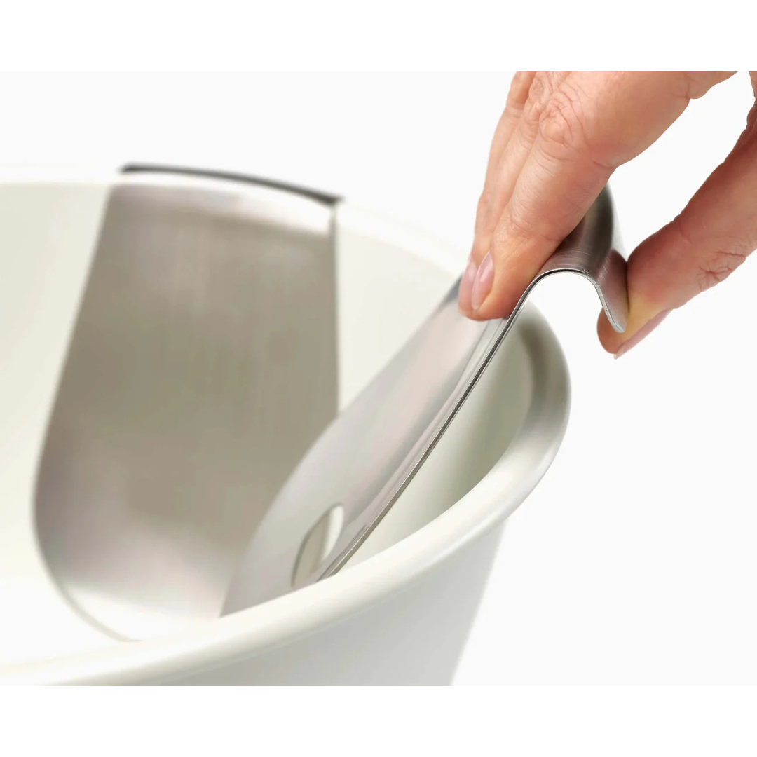 Joseph Joseph Salad Bowl & Servers White - Red Rhino