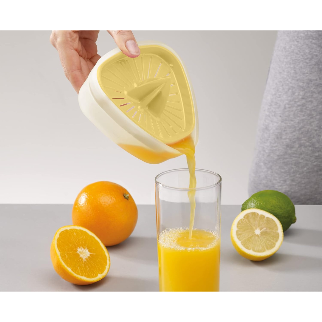 Joseph Joseph Juicer With Reversible Lid - Red Rhino