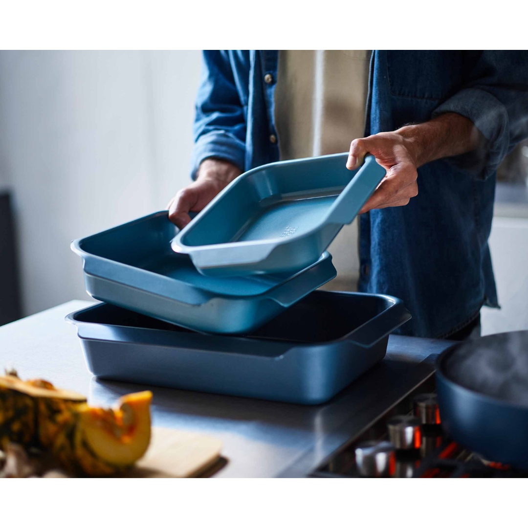 Joseph Joseph Nest Oven Tray - Small - Red Rhino