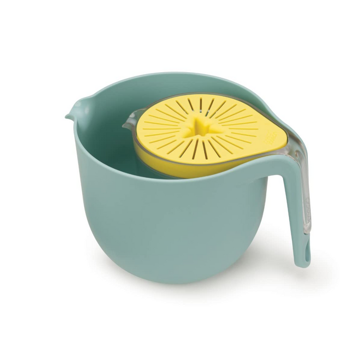 Joseph Joseph Nest Trio 3-piece Food Preparation Set (jug, bowl & juice) - Red Rhino