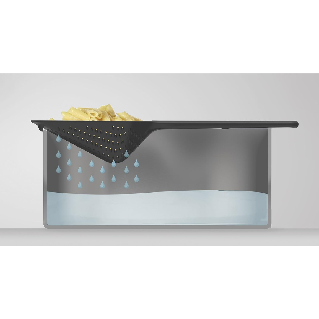 Joseph Joseph Scoop Small Colander Red - Red Rhino