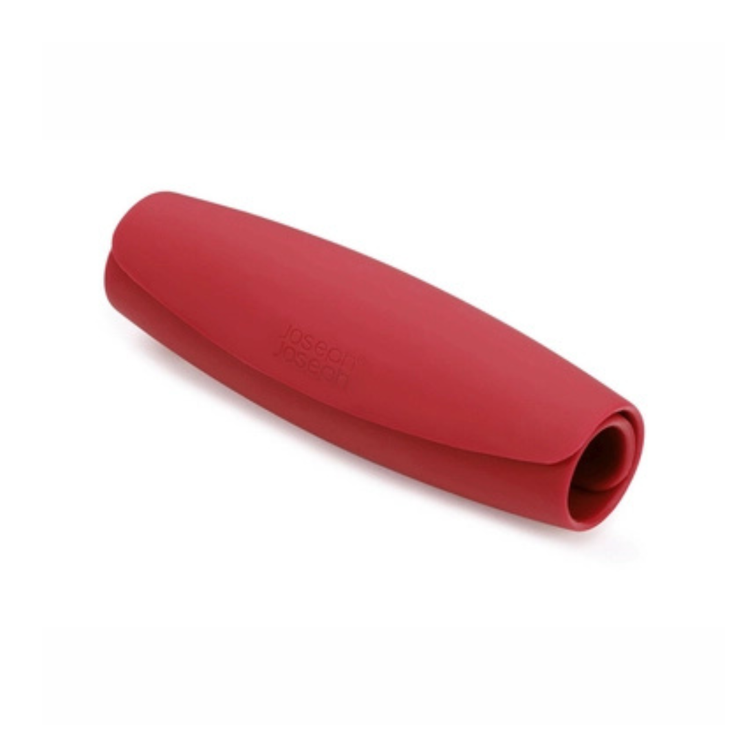 Joseph Joseph Scroll Garlic Peeler - Red - Red Rhino
