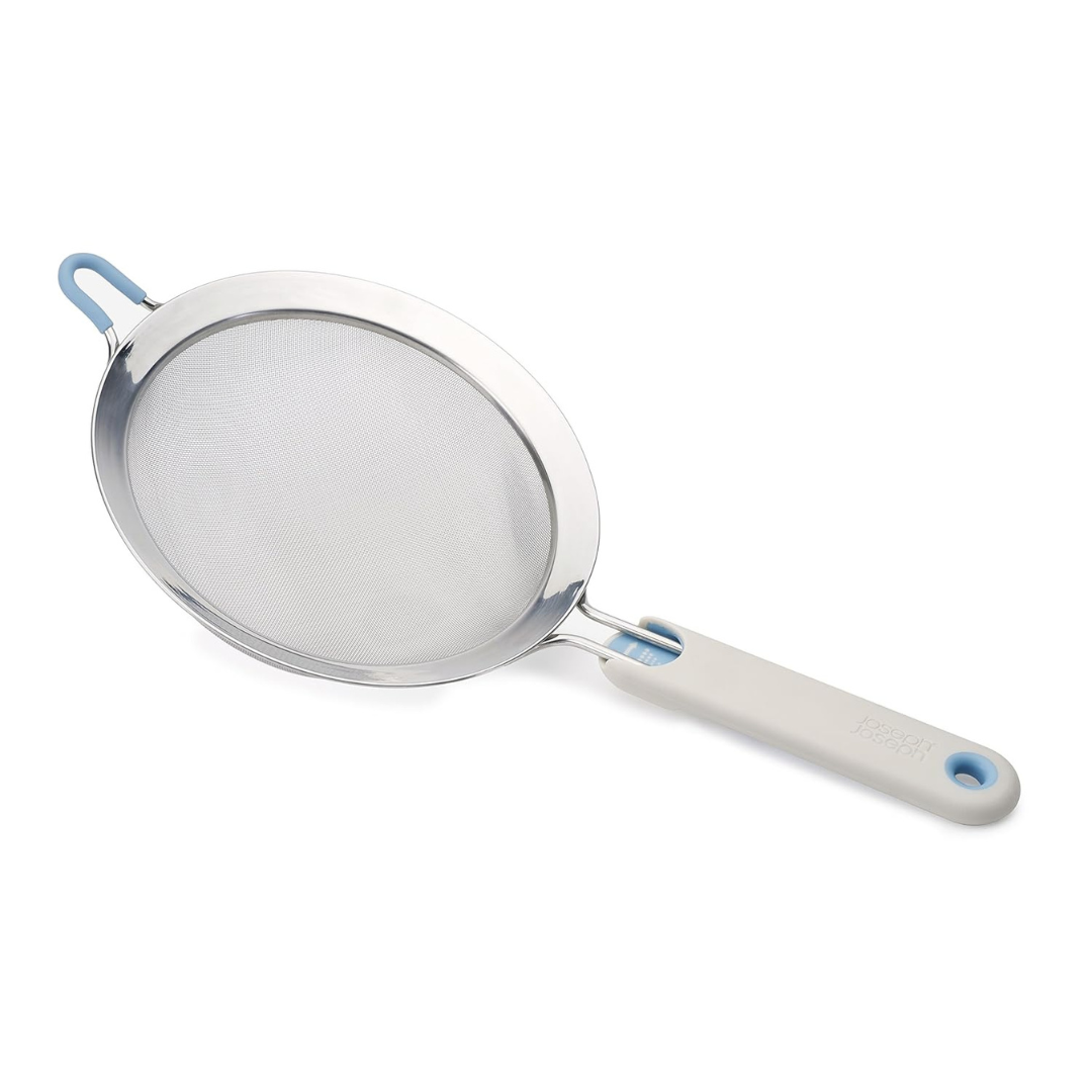 Joseph Joseph Shake-it Self-tapping sieve Large - White - Red Rhino