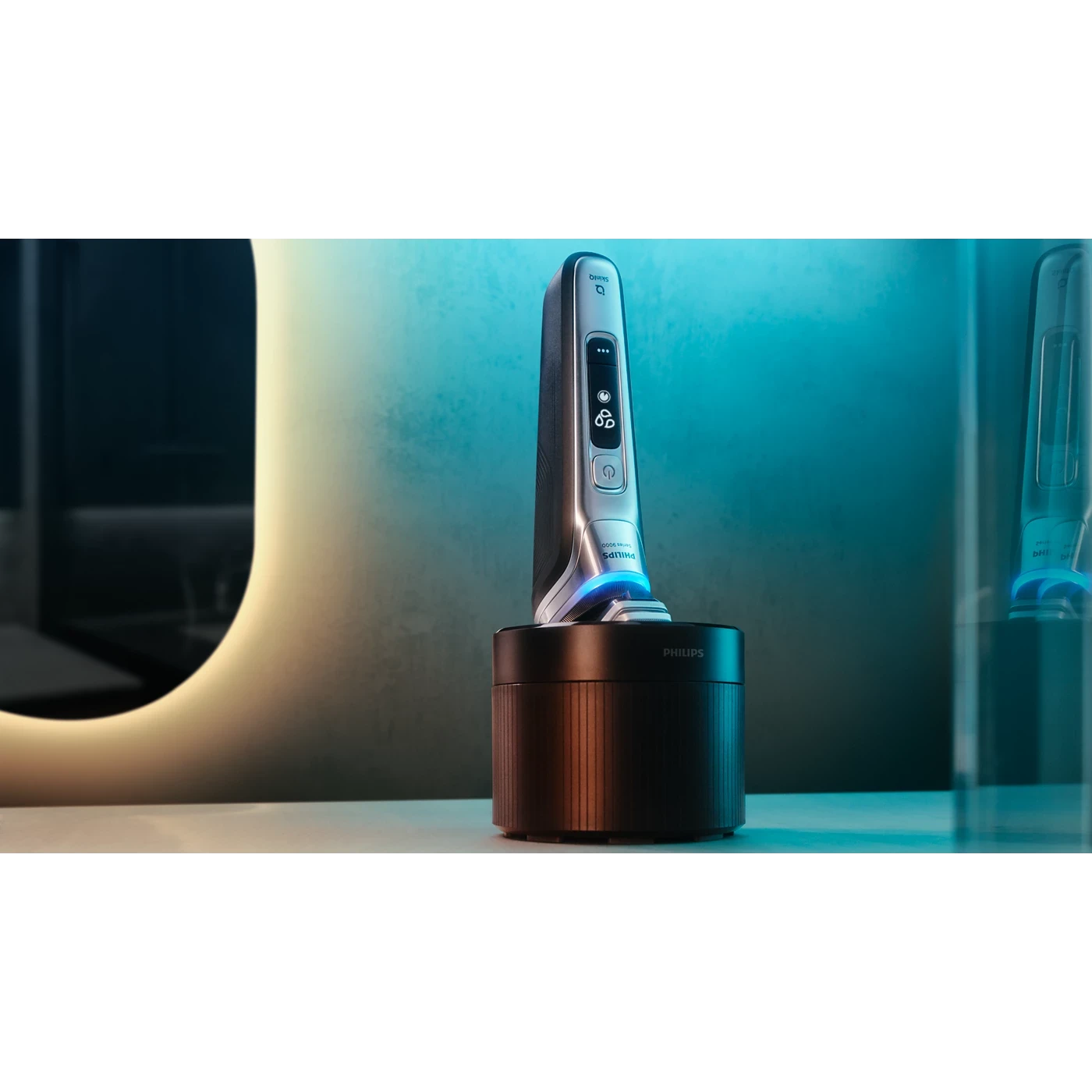 Philips Shaver series 9000 Wet & Dry electric shaver with SkinIQ