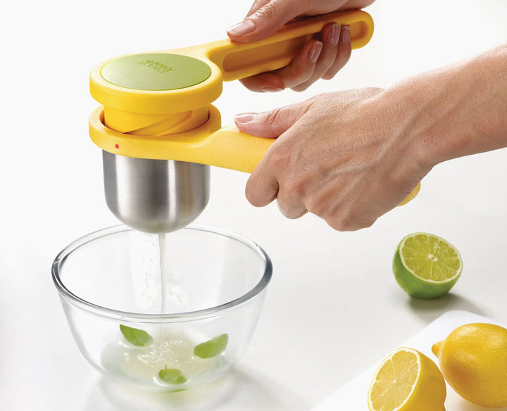 Joseph Joseph Helix Citrus Press 20101, official gallery image 3