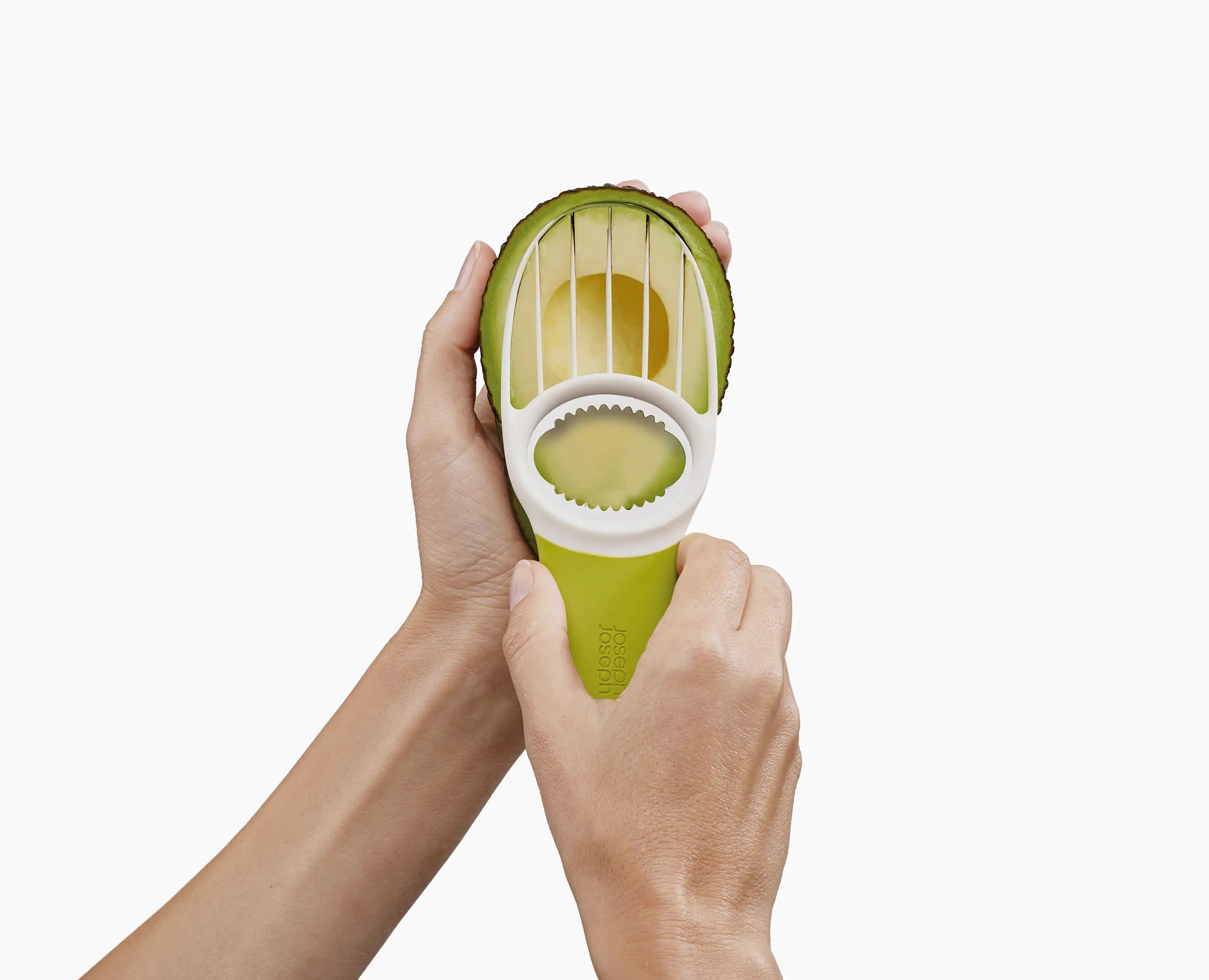 Joseph Joseph GoAvocado 3-in-1 Avocado Tool 20112 — slicer creating even avocado segments