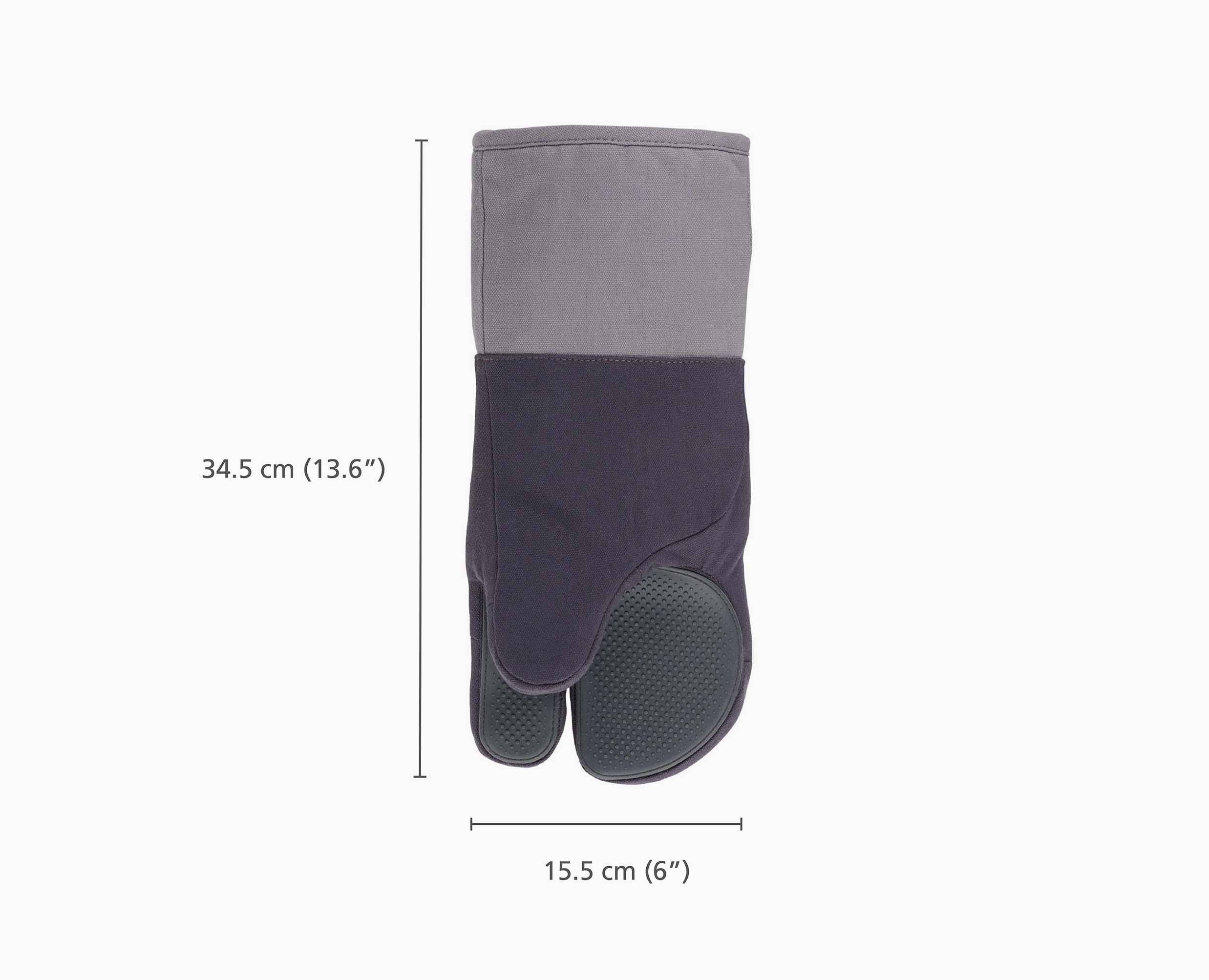 Joseph Joseph Pinch Easy-Grip Oven Gloves Pair Grey 20230 — pair arranged for compact storage