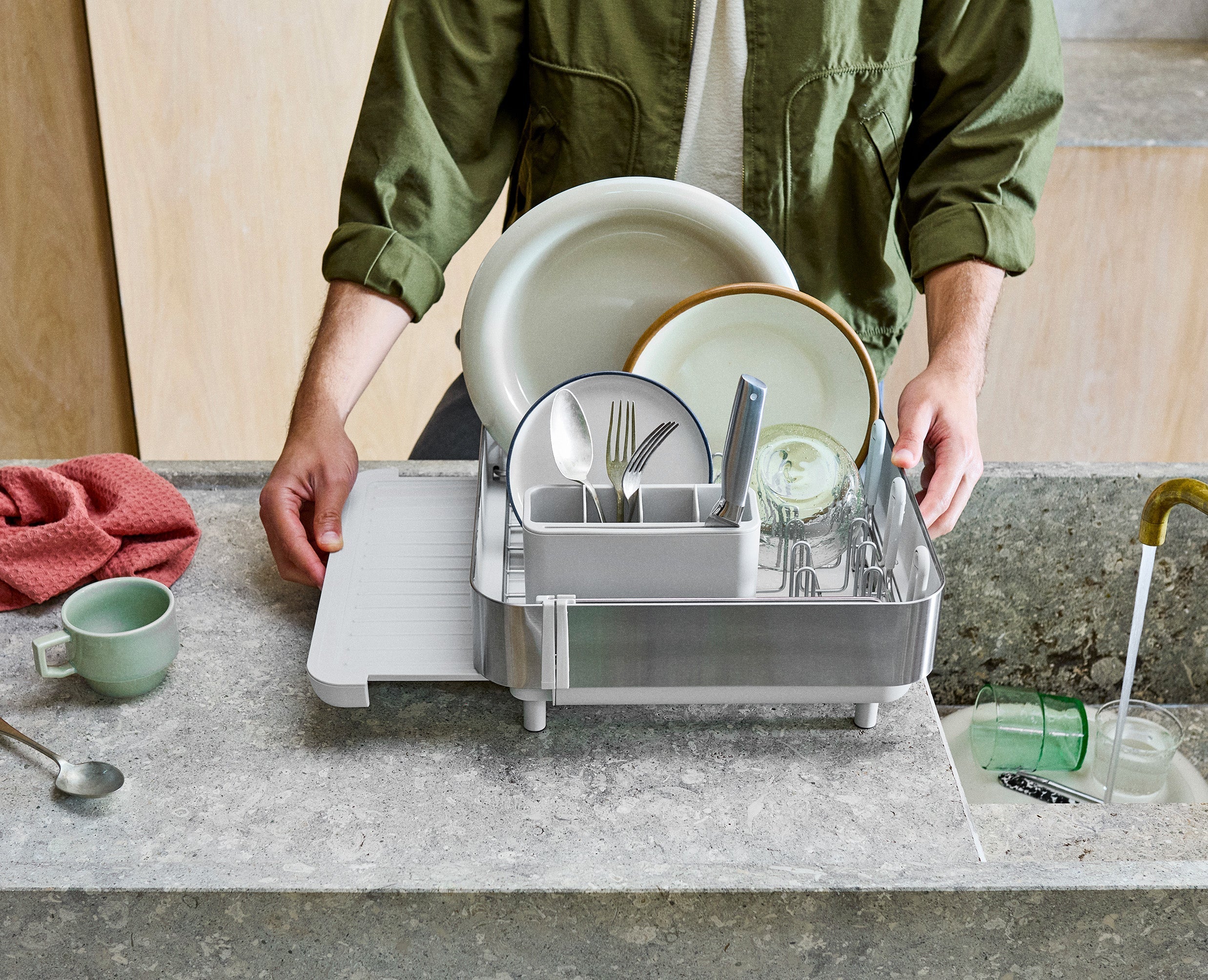 Joseph Joseph Extend Steel Plus Dish Rack Light Stone 6500041 - official product image 2