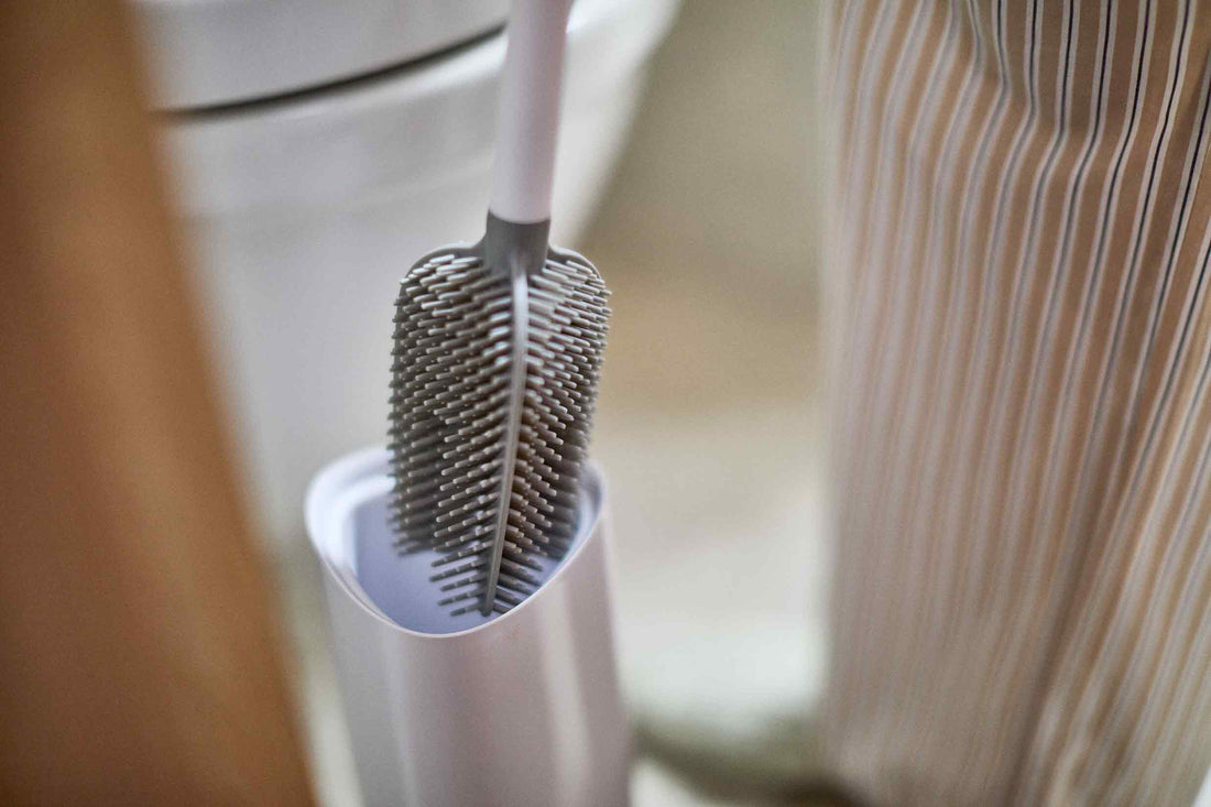 Joseph Joseph Flex 360 Toilet Brush Gloss White 7000003 - official product image 5