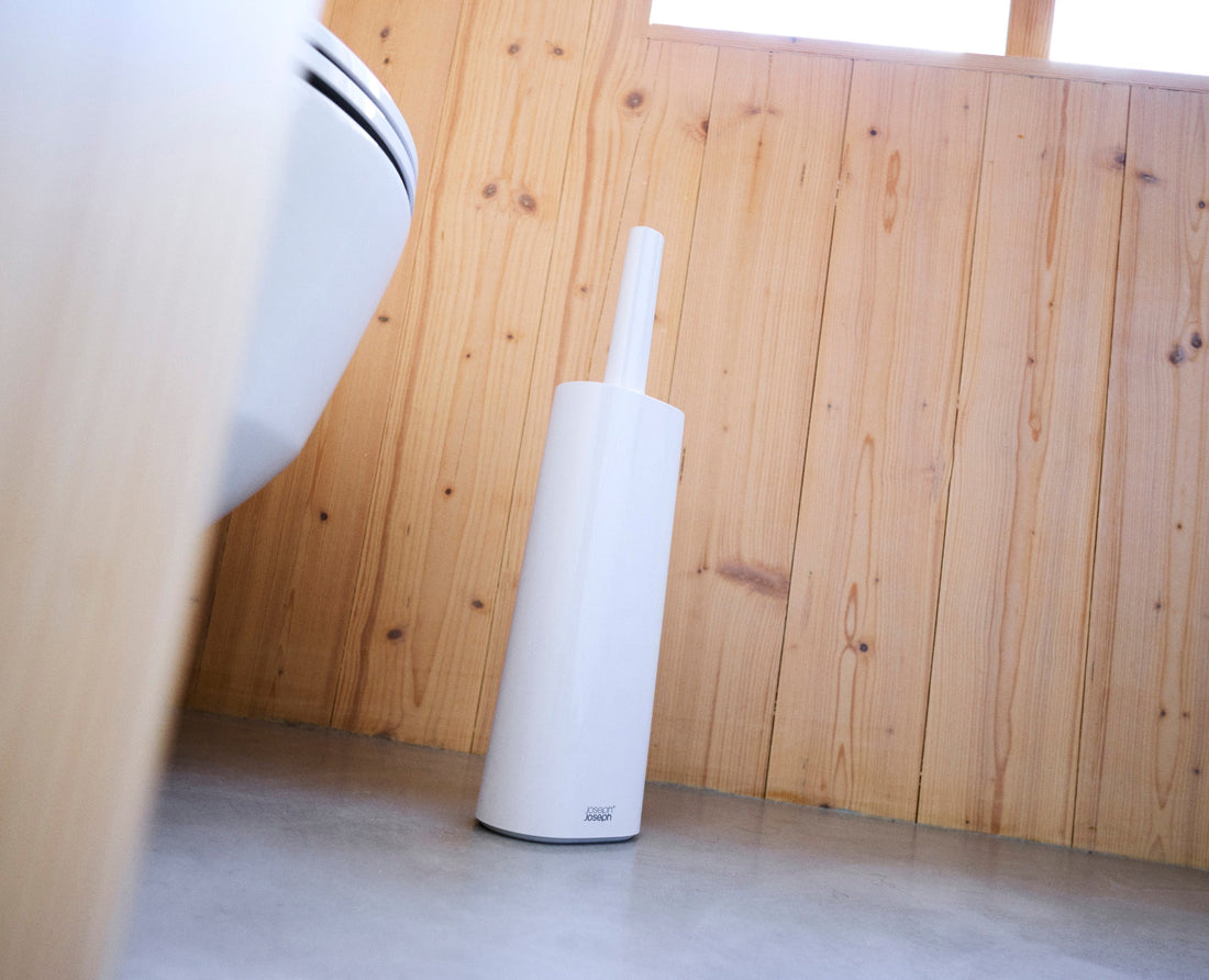 Joseph Joseph Flex TriBlade Toilet Brush White 7000015 - official product image 2
