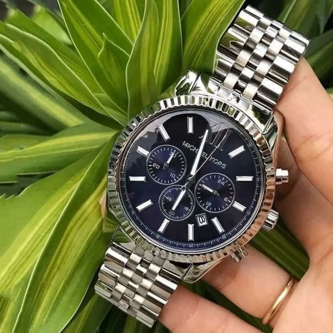 Michael Kors Lexington MK8280 navy dial watch three-quarter product view