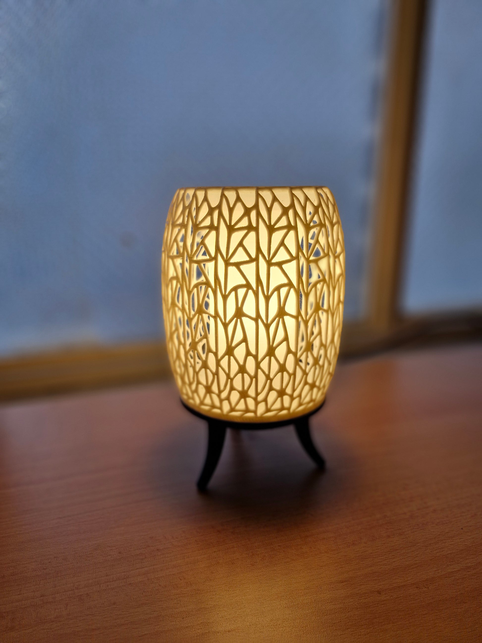 Print3D Africa Mtandao Table Lamp – illuminated detail view | Red Rhino Kenya
