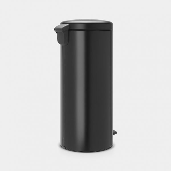 Newicon Pedal Bin 30L - Matt Black - Image 3