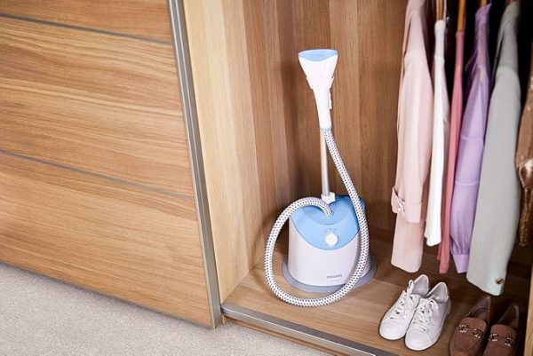 Philips Easy Touch Stand Steamer - GC482/26 - Image 5