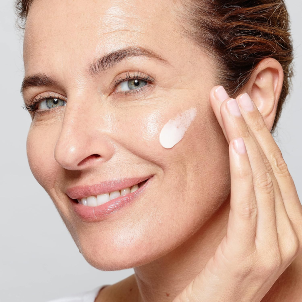 L’oreal Paris Age Perfect Hydrating Day Cream 50ml - Image 5