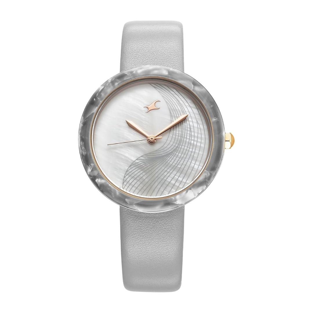 Fastrack Younique Quartz Analog Mother Of Pearl Dial LeatherStrap Watch For Girls