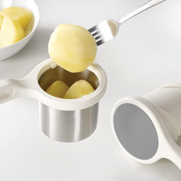 Joseph Joseph Helix Potato ricer - Image 3