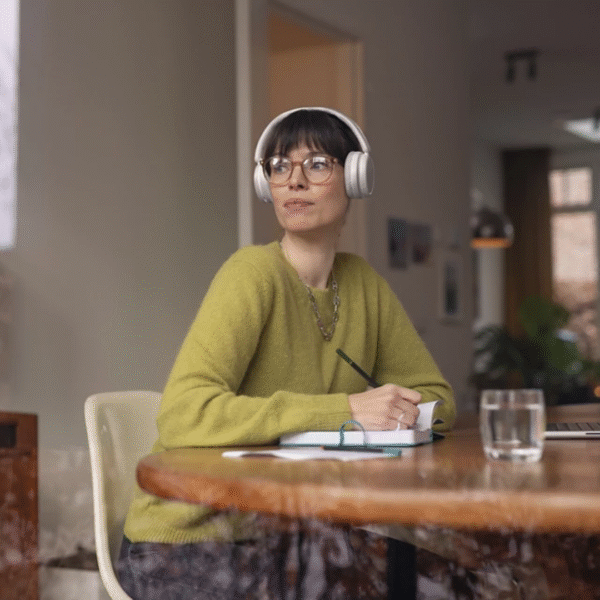 Philips 4000 series Over-ear wireless headphones TAH4209WT/00 - Image 5