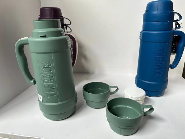 Thermos Eclipse Vacuum Insulated Flask 1.8L Green 40-180 - Image 2